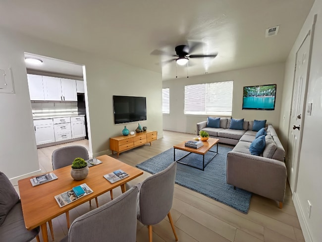 Building Photo - 1853 Parkway Blvd