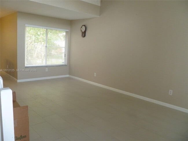 Foto del edificio - 8820 SW 13th St