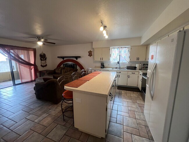 Foto del edificio - 3-bedroom 2 baths home