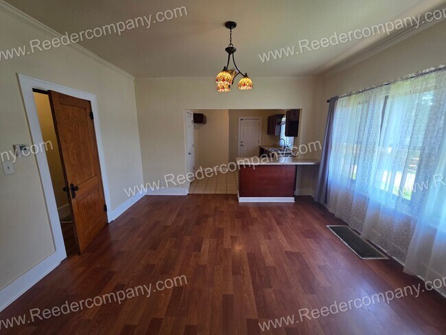 Foto del edificio - Spacious 2 bedroom house Second Month's rent free for First Responders