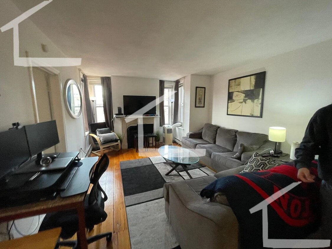 Photo - 307 Marlborough St #9I Boston MA 02116