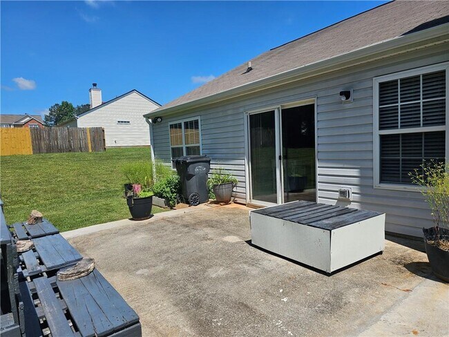 Building Photo - 42 Parkview Ln