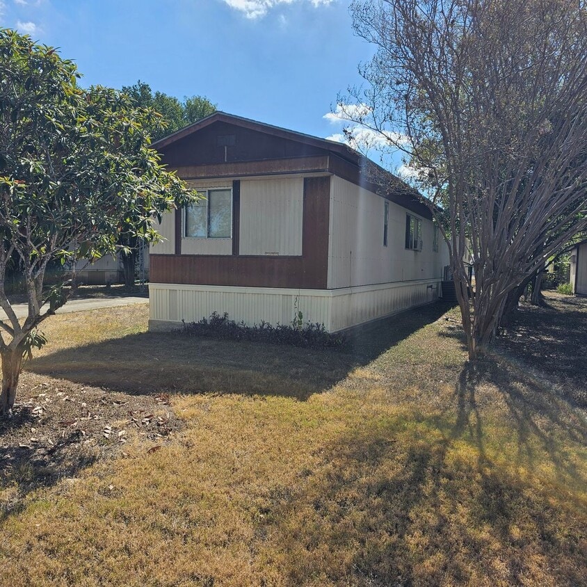 Primary Photo - 2 Bedroom/2 Bath Green Valley Subdivision