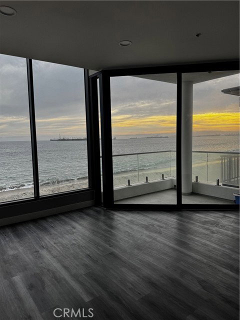 Building Photo - 6117 E Seaside Walk