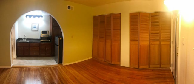 Building Photo - 3321 Dias Dr