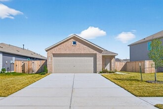 Building Photo - 18031 Valle Cupa Ln