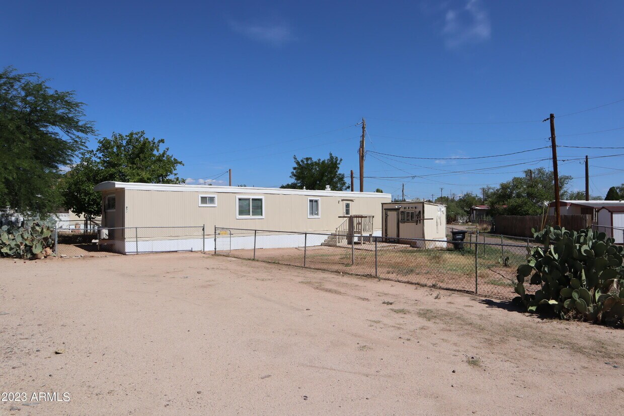 693 Lake Dr, Benson, AZ 85602 House Rental in Benson, AZ