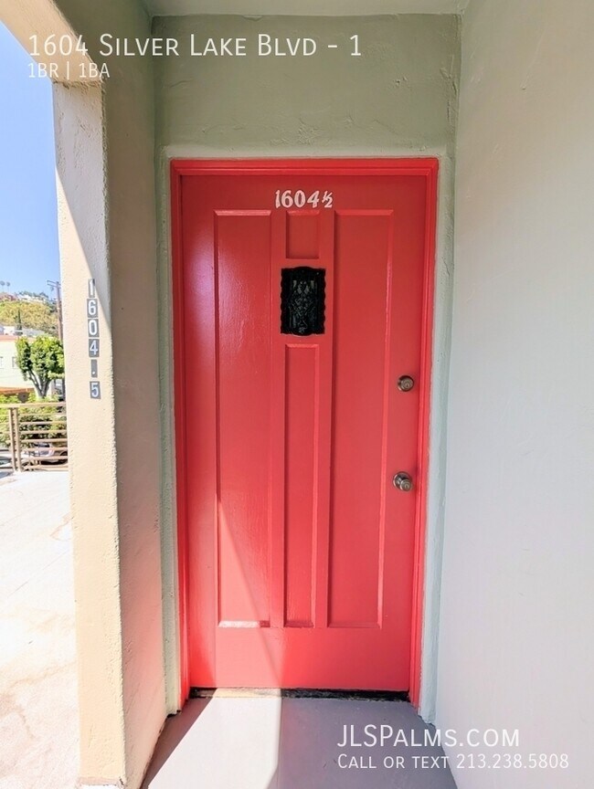Foto del edificio - 1604 Silver Lake Blvd