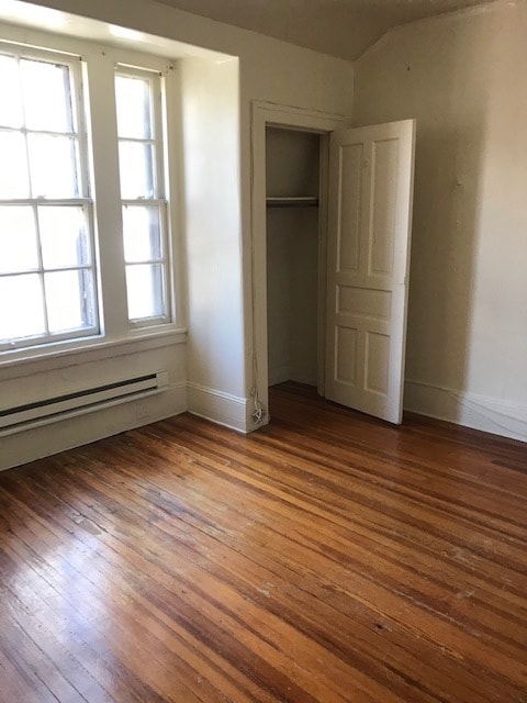 Building Photo - 2046 Locust St