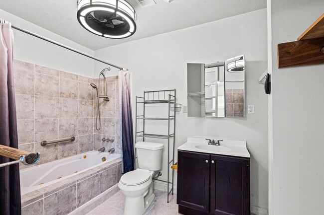 Foto del edificio - 241 W Rittenhouse St