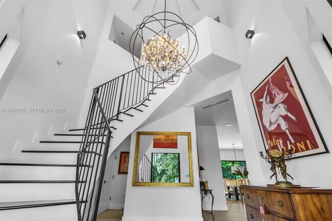 Foto del edificio - 420 Palmwood Ln