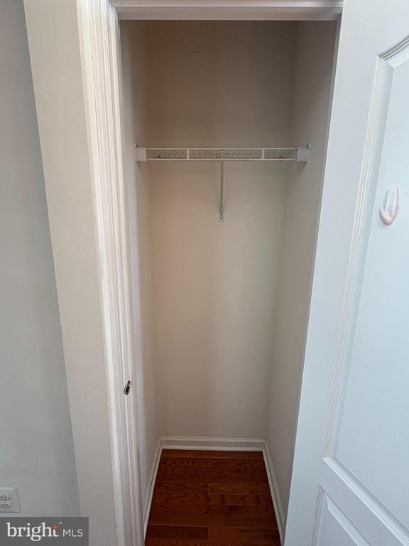 Foto del edificio - 43141 Whelplehill Terrace