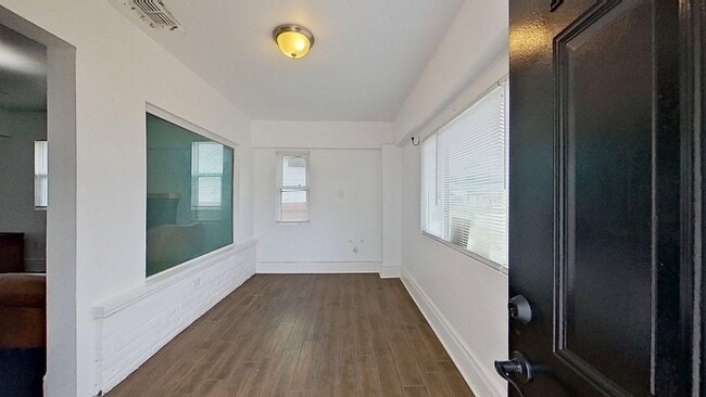Building Photo - **Charming 3-Bedroom Historic Home with Covered Porch and Large Yard**