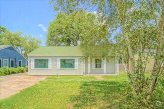 Building Photo - 609 Lorrain St