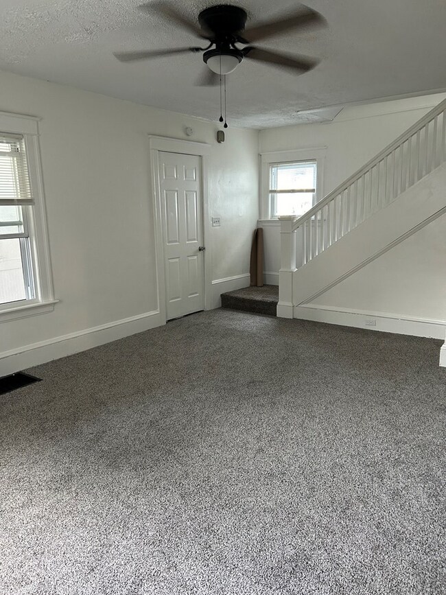 Building Photo - 963 McKinley Pl