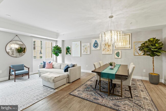Foto del edificio - 225 Strand St
