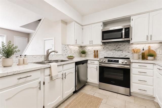 Foto del edificio - 3022 Forest Ln