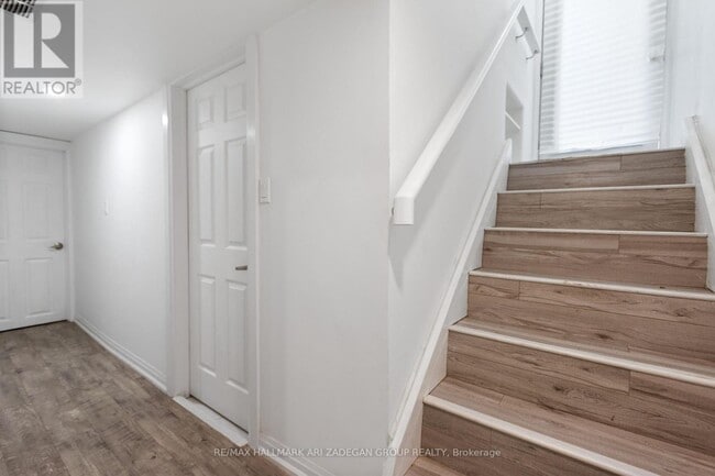Building Photo - 149 Septonne Ave