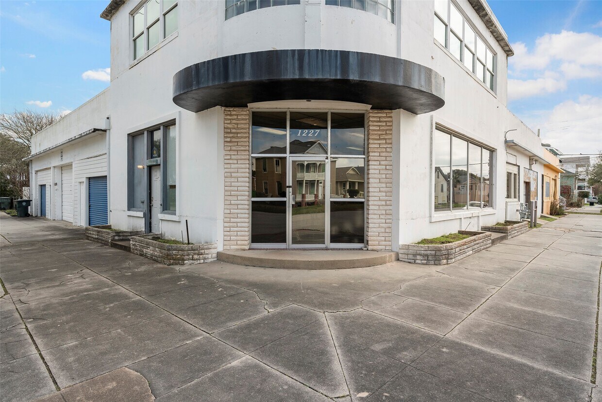 Foto principal - 1227 13th St