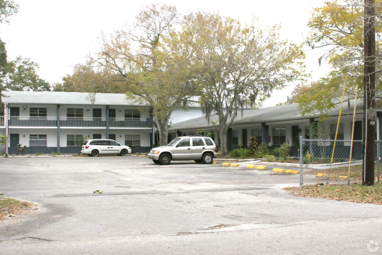 Primary Photo - Shepard's Village Apartments