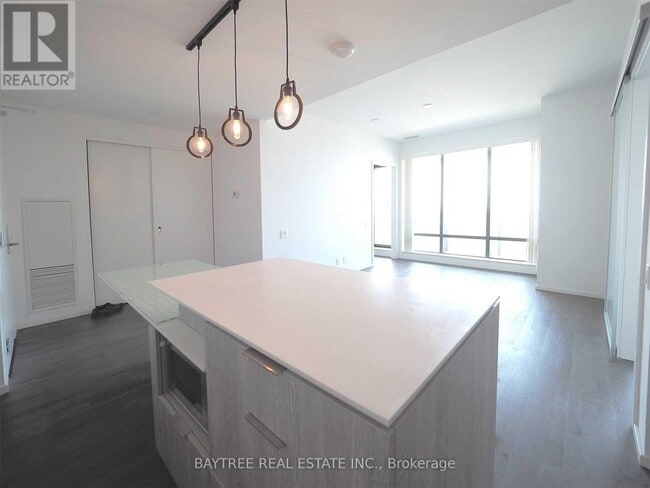 Building Photo - 5 St Joseph St