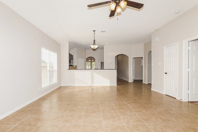 Foto del edificio - 18415 Sunrise Maple Dr