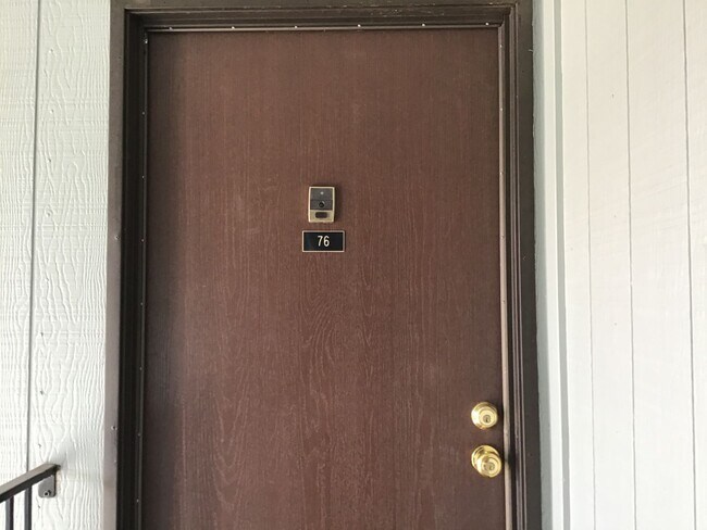 Foto del edificio - Apartment in Carson Park Condominium