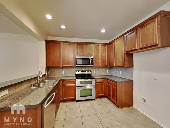 Building Photo - 3008 Stone Forest Cir