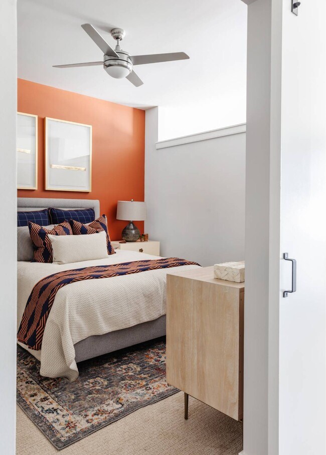 Foto del edificio - The Cardinal Apartments