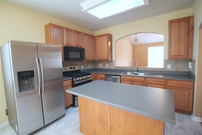 Foto del edificio - 19927 Black Canyon Dr