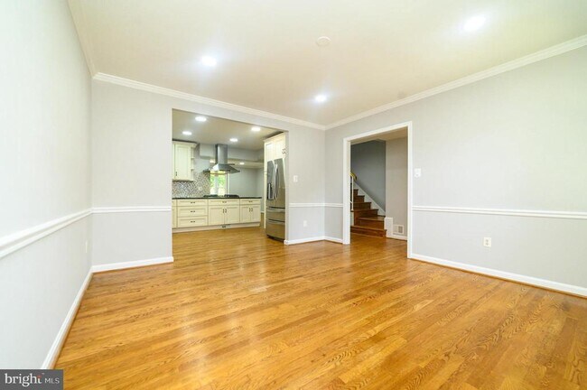 Foto del edificio - 6712 Melrose Dr
