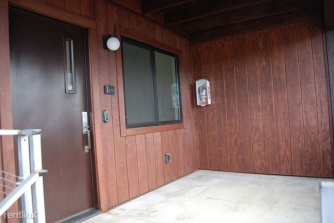 Foto del edificio - 141 San Francisco Ave