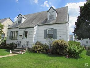 Building Photo - 113 Chalmers Ave