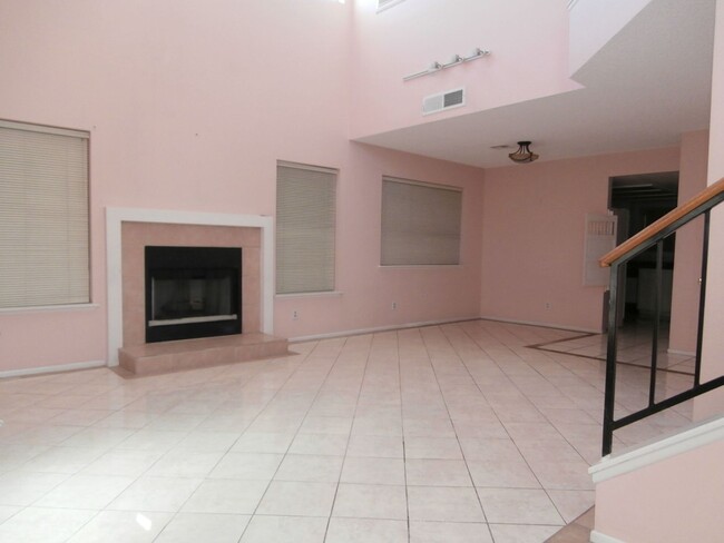 Foto del edificio - Charming 3-Bedroom Home for Rent!