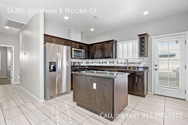 Building Photo - 14365 Jonathan K. Molina Ct