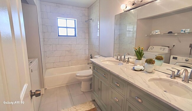 Building Photo - Updated 3/2/2