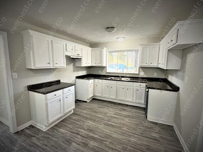 Foto del edificio - 4568 Kirkley Cir