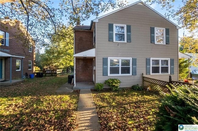 Building Photo - 240 Palmer St