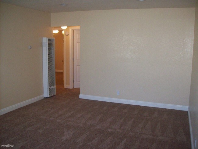 Foto del edificio - 2864 Hickory Pl