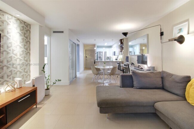 Foto del edificio - 777 NE 62nd St