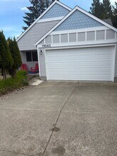 Building Photo - 19040 Wallingford Ave