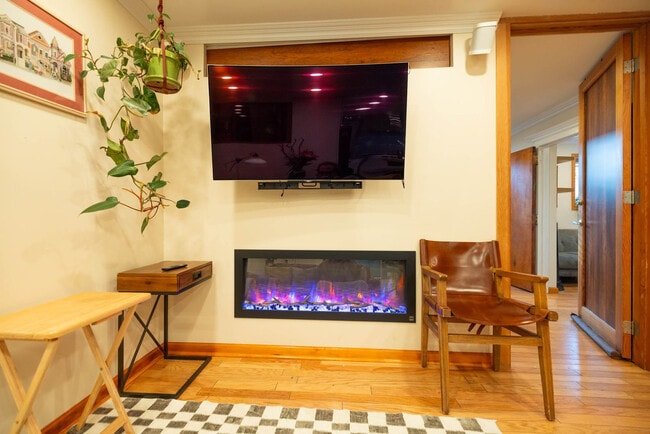 Building Photo - 3148 College Ave