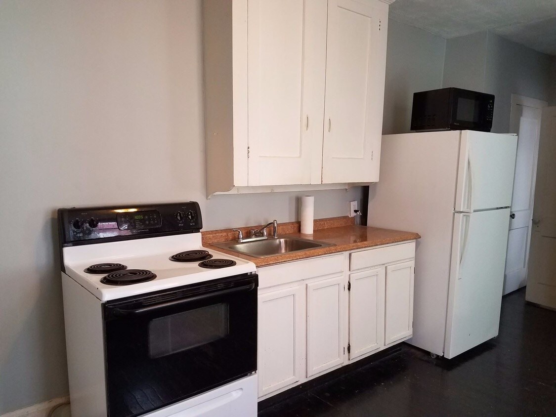 Foto principal - 941 N Lime St