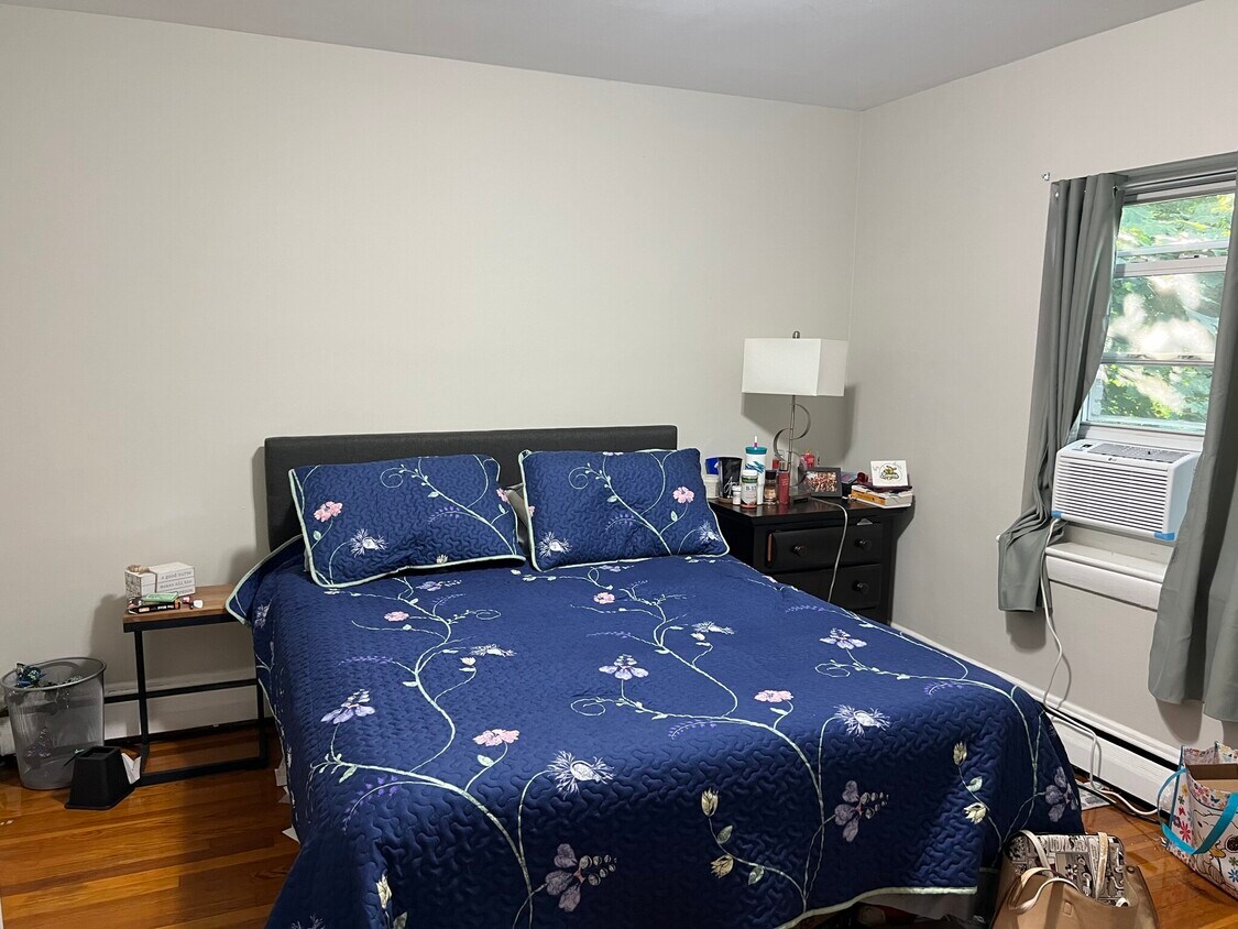 Foto principal - 131 Summer St