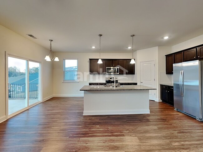 Foto del edificio - 1409 Ashlyn Ct