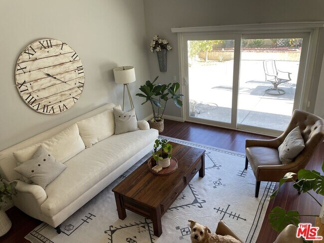 Foto del edificio - 12056 Falcon Crest Way
