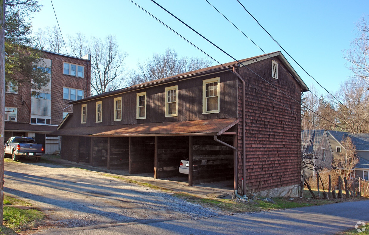 Foto del edificio - 141 Cumberland Cir