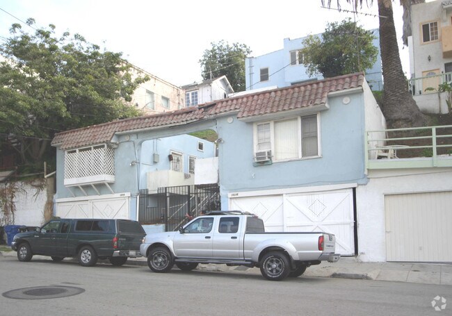 Foto del edificio - 1016 Laguna Ave