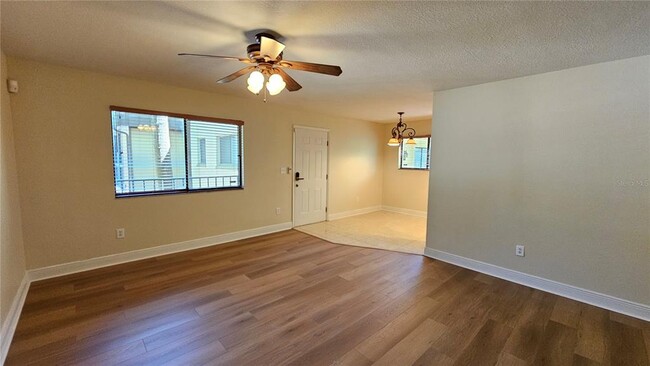 Building Photo - 11722 Raintree Lake Ln