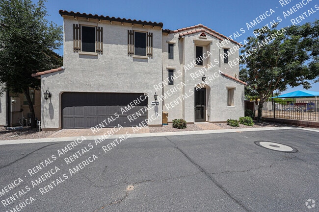 Building Photo - 1930 S Sycamore Pl